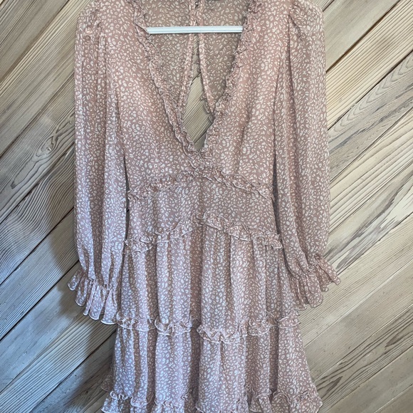 saint and secrets Dresses & Skirts - Chic Long Sleeve Ruffle Dress